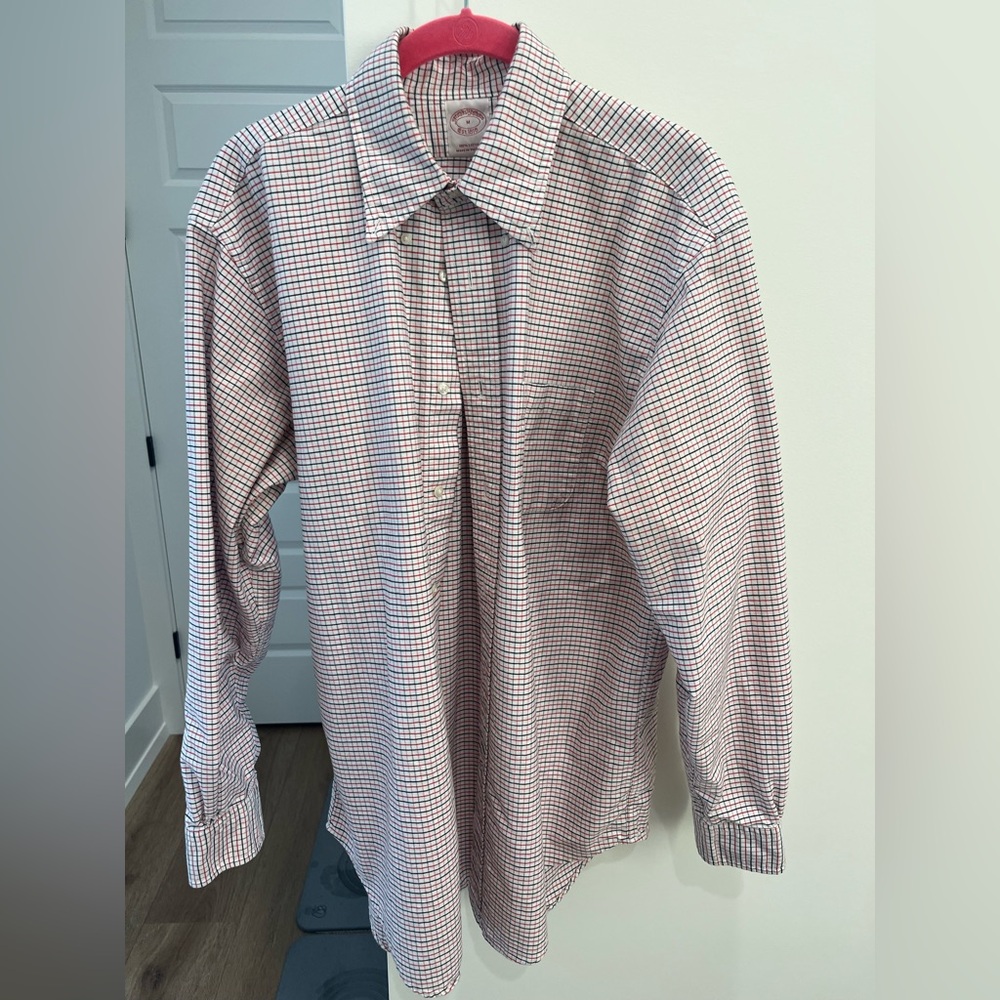 Men’s Brooks Brothers Oxford cloth button down shirt